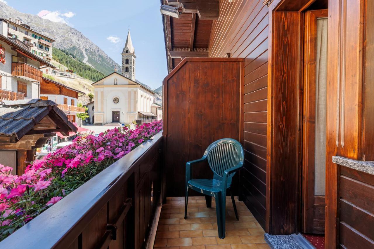 Hotel Miravalle Isolaccia Eksteriør bilde