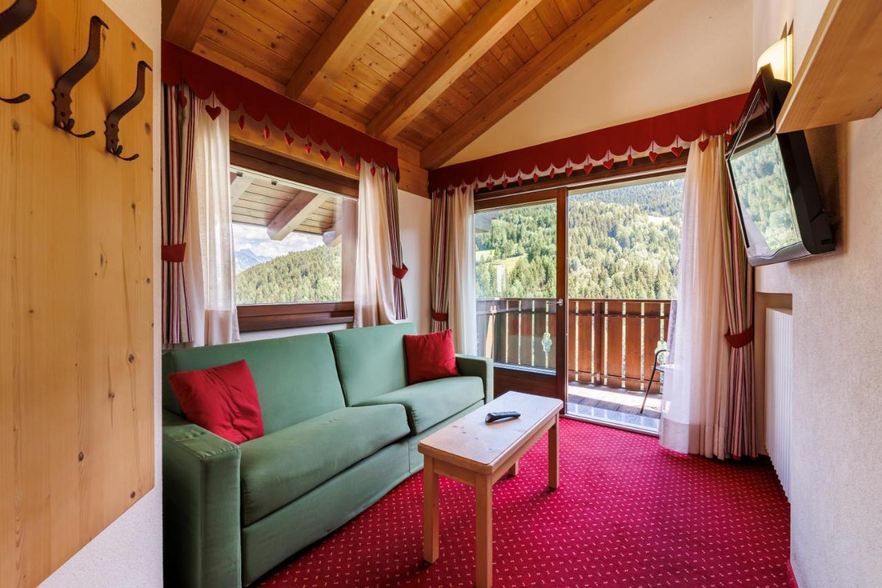 Hotel Miravalle Isolaccia Eksteriør bilde