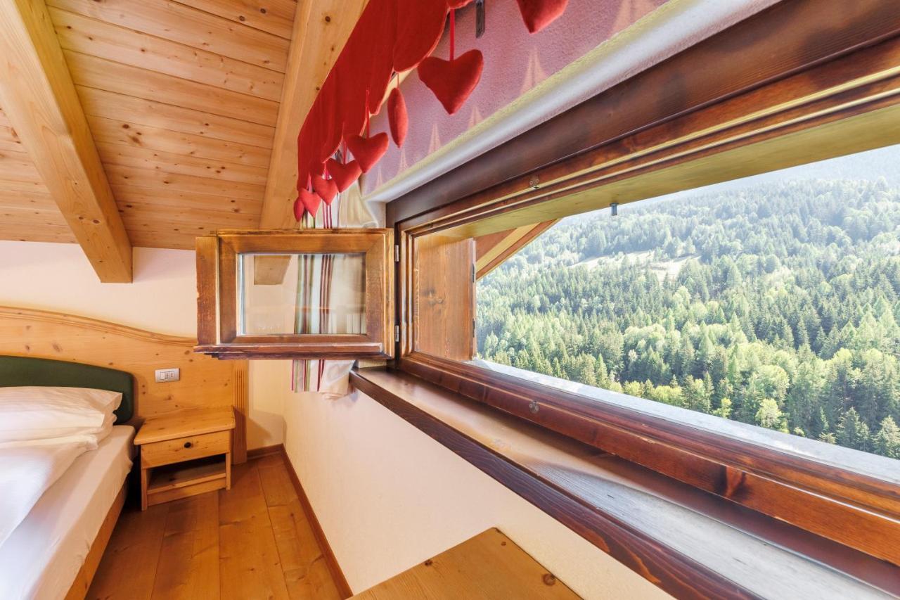 Hotel Miravalle Isolaccia Eksteriør bilde