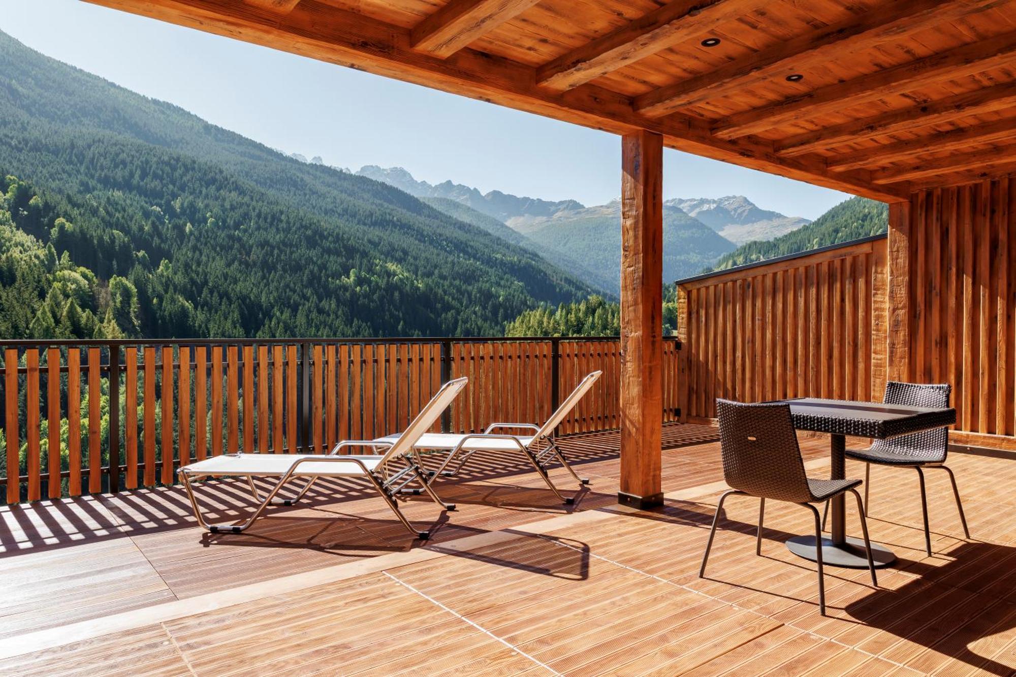 Hotel Miravalle Isolaccia Eksteriør bilde
