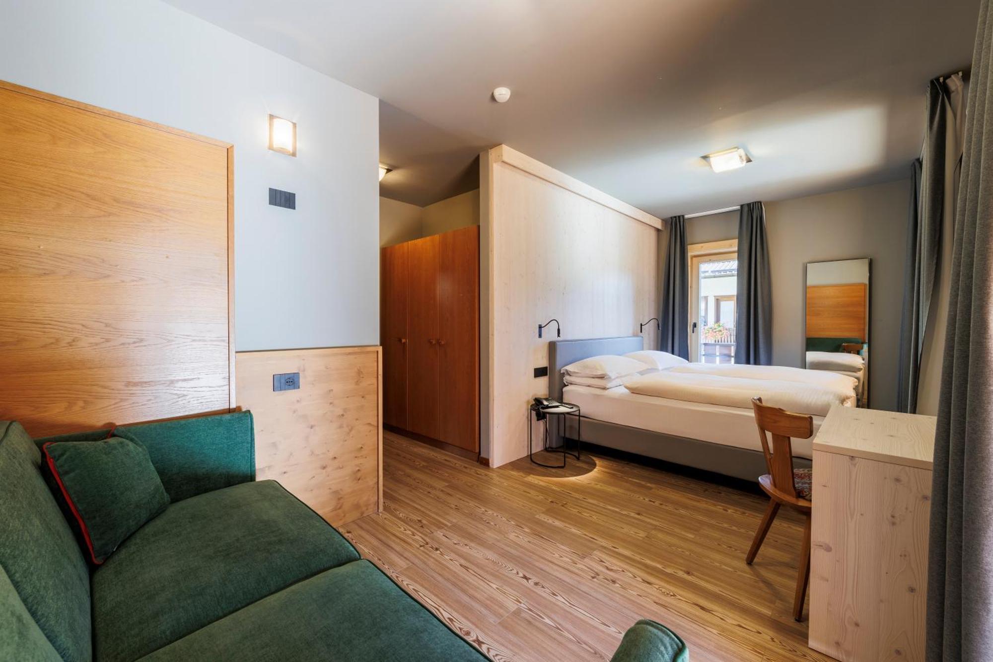Hotel Miravalle Isolaccia Eksteriør bilde