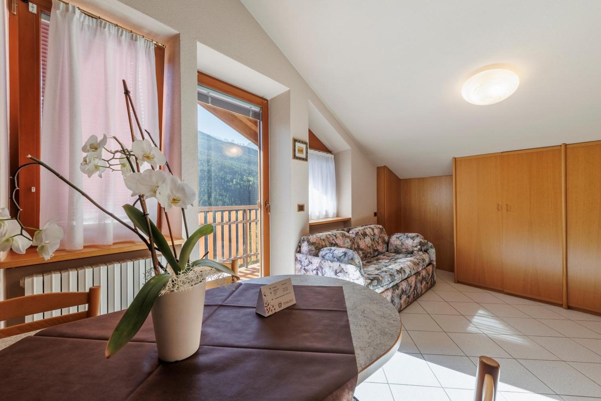 Hotel Miravalle Isolaccia Eksteriør bilde