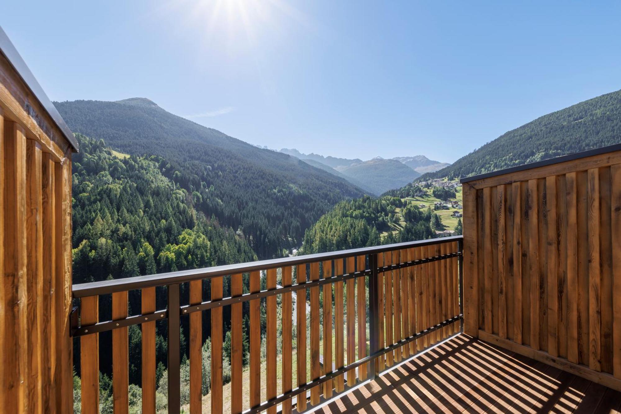 Hotel Miravalle Isolaccia Eksteriør bilde