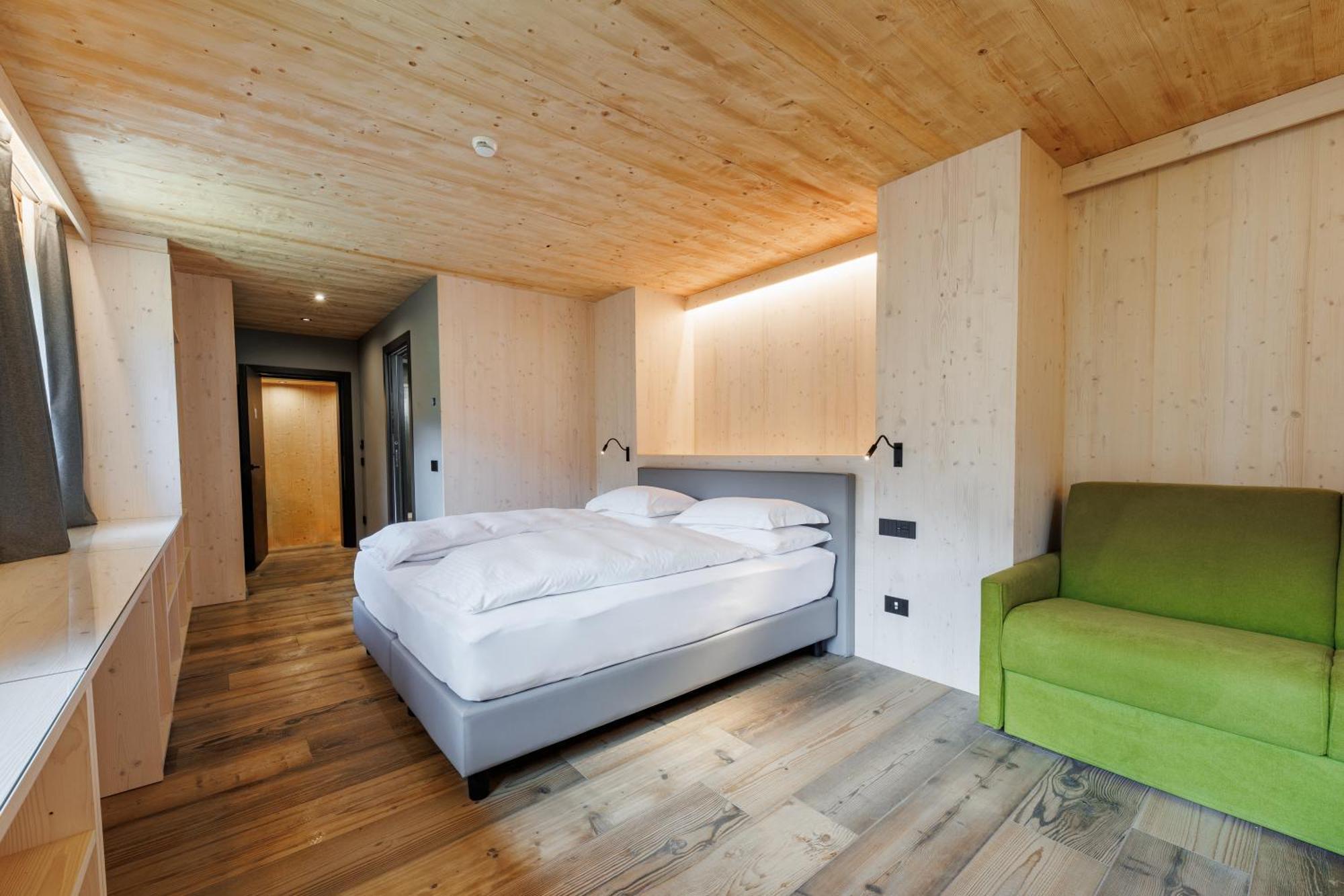 Hotel Miravalle Isolaccia Eksteriør bilde