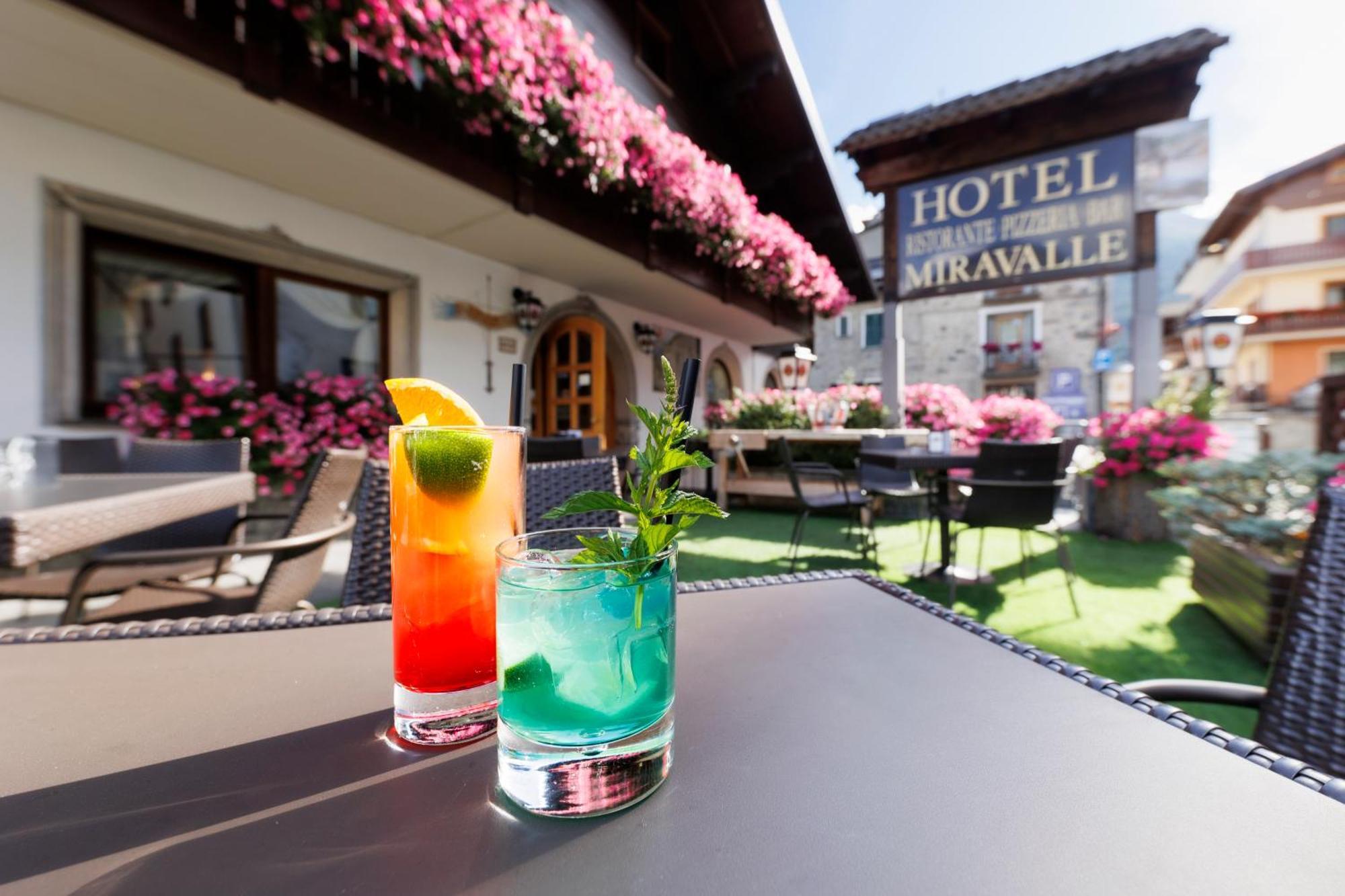 Hotel Miravalle Isolaccia Eksteriør bilde