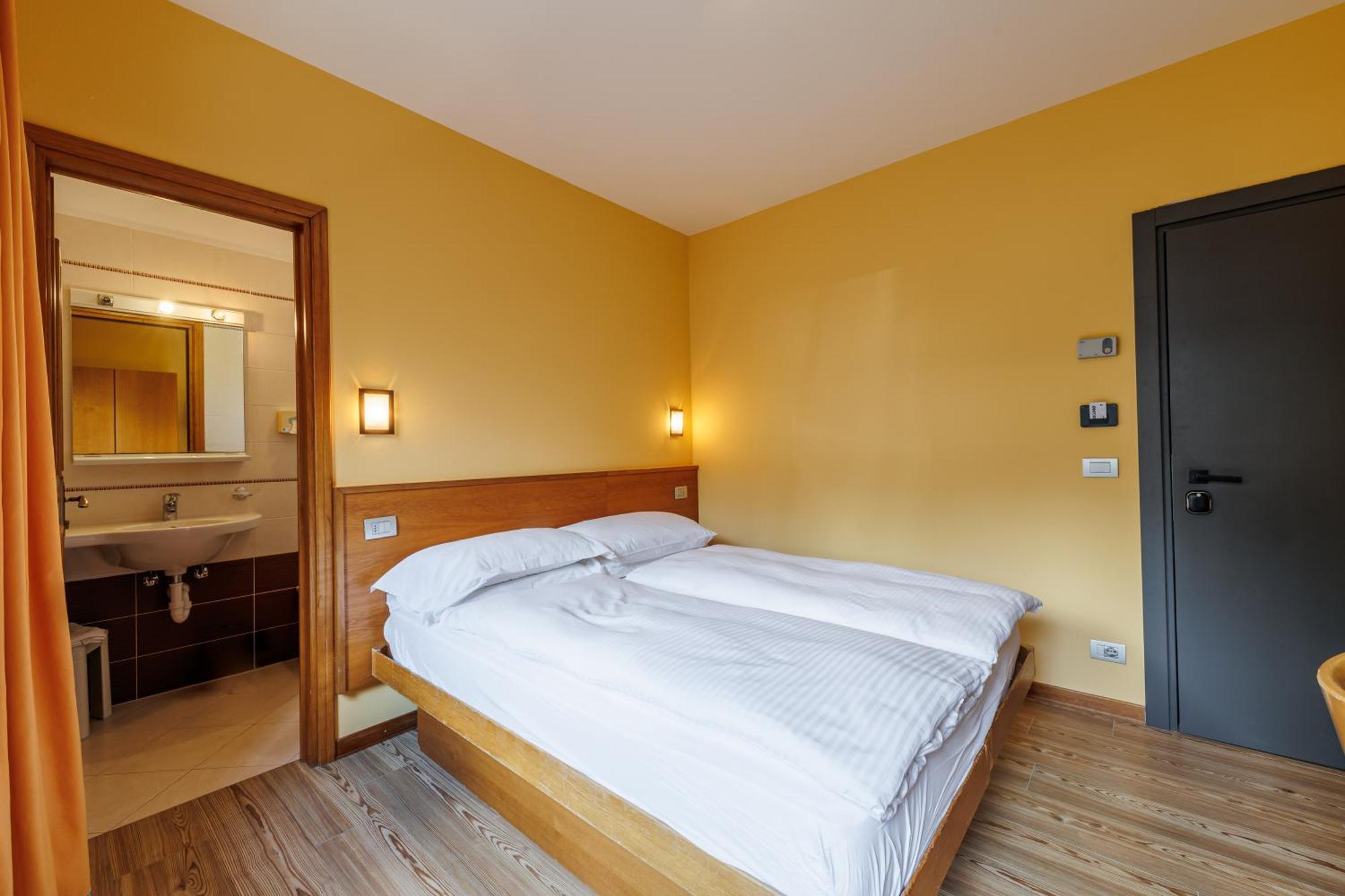 Hotel Miravalle Isolaccia Eksteriør bilde